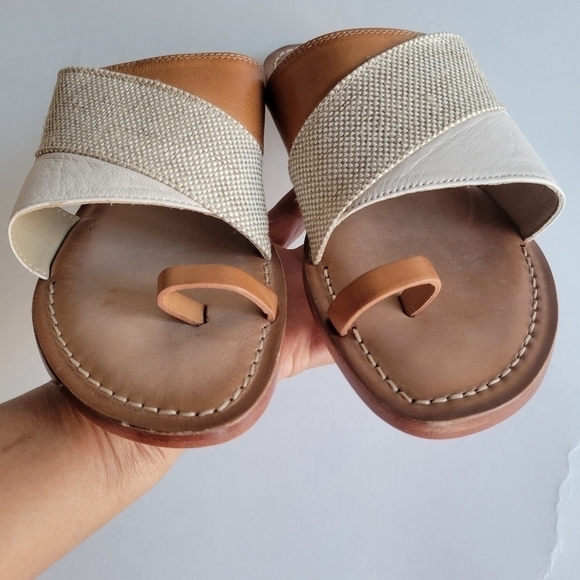 Johnson & Murphy Patti criss over thong sandals size 9. - Picture 5 of 11